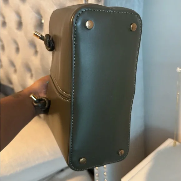 Zara Handbag - Picture 4 of 4